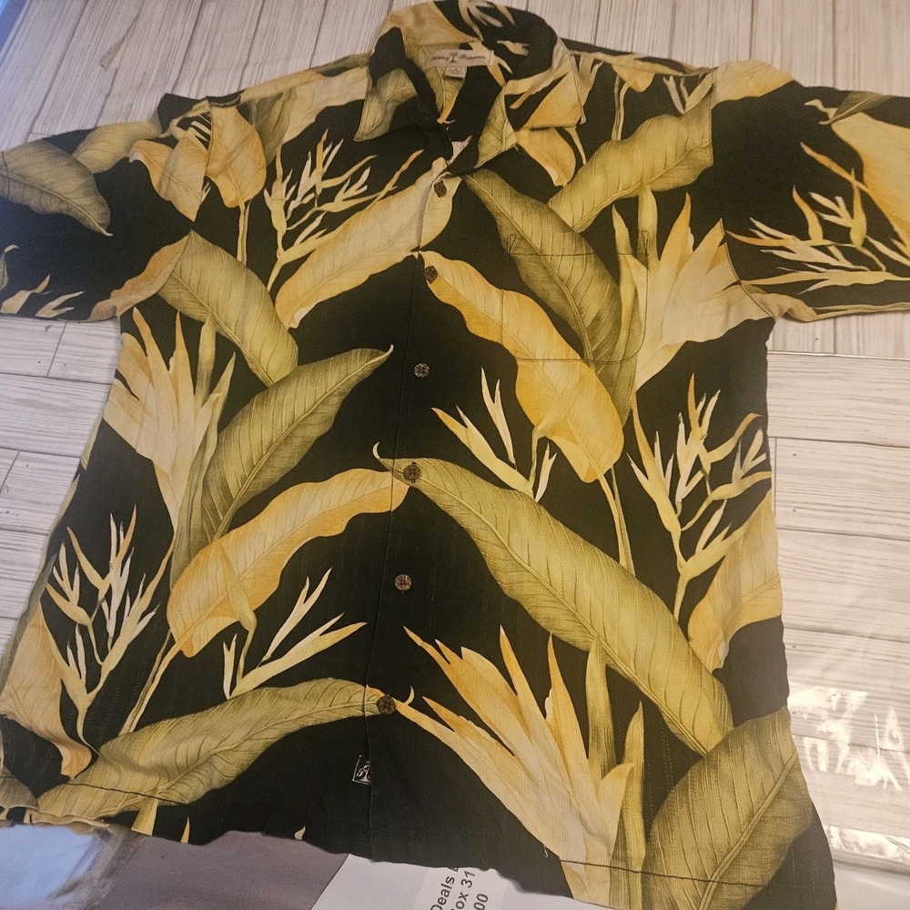 Tommy Bahama Shirt‎ Mens Medium Yellow Silk Hawaiian Floral Palm Button Up Camp